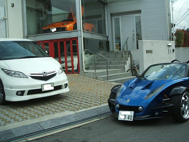 今日はイエガヤさんの豪邸へ訪問しに行きました この前まで34gt R 同じベイサイドブルー のフルチューン にも乗られていたので色々とお話をさせて頂きました それにしてもイエガヤさん家は凄いガレージですなぁ 左にガレージがありそこには